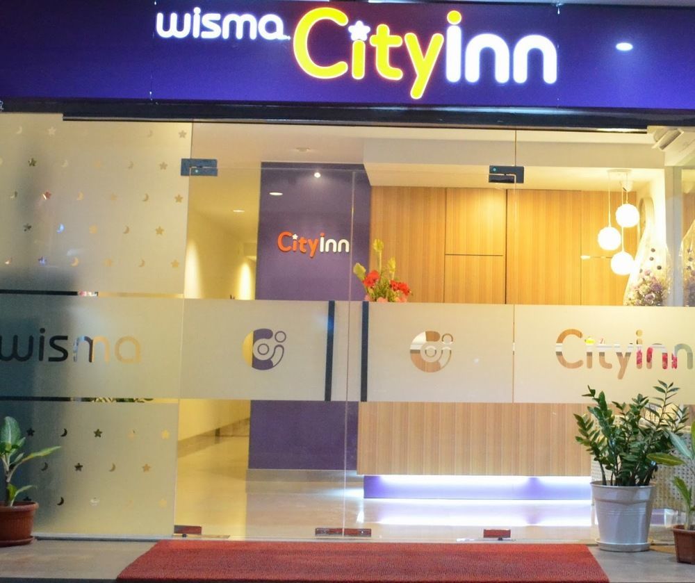 Wisma City Inn Makassar Eksteriør billede